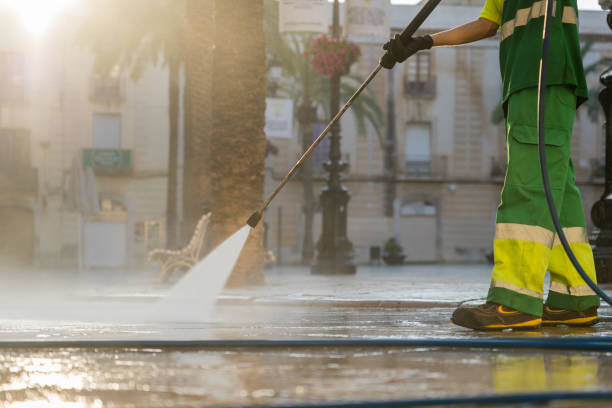 Best Restaurant Pressure Washing  in Nth Bend, OR
